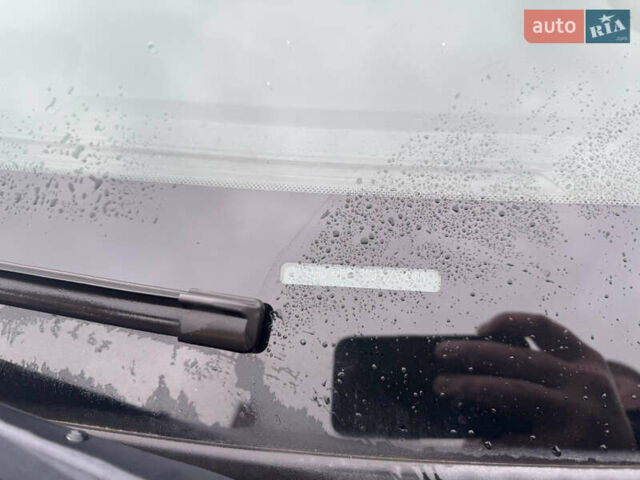 Серый Киа Niro, объемом двигателя 0 л и пробегом 148 тыс. км за 16950 $, фото 22 на Automoto.ua