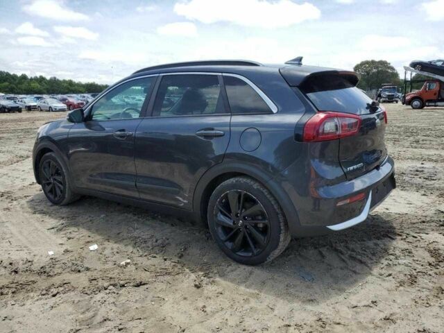 Серый Киа Niro, объемом двигателя 0 л и пробегом 61 тыс. км за 3500 $, фото 1 на Automoto.ua