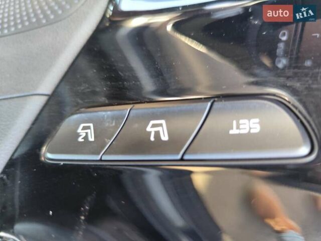 Серый Киа Niro, объемом двигателя 0 л и пробегом 129 тыс. км за 18555 $, фото 40 на Automoto.ua