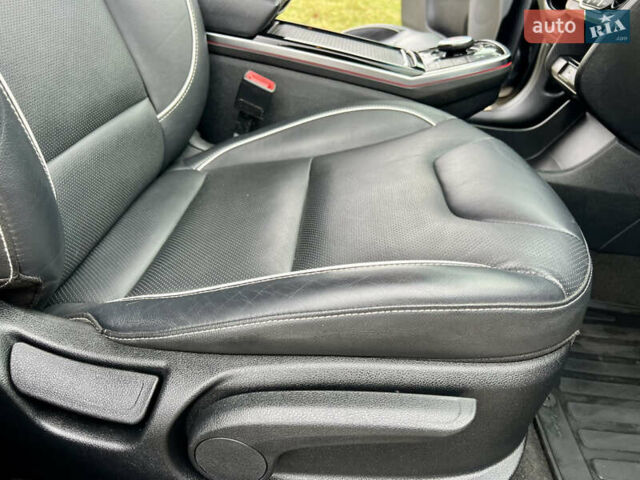 Серый Киа Niro, объемом двигателя 0 л и пробегом 70 тыс. км за 19350 $, фото 53 на Automoto.ua