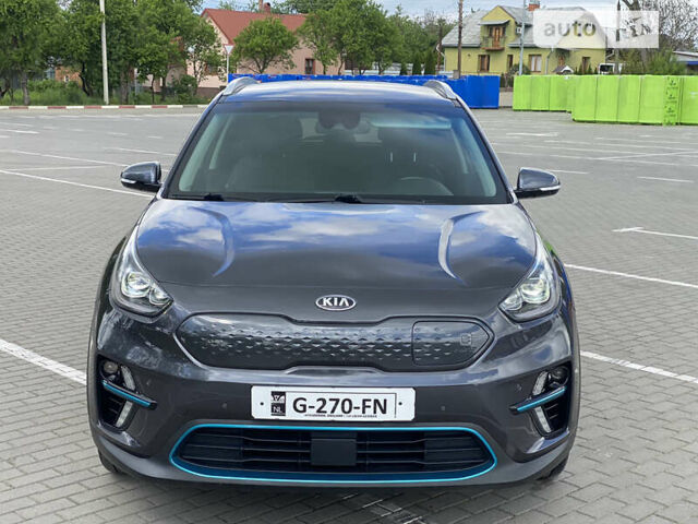 Сірий Кіа Niro, об'ємом двигуна 0 л та пробігом 170 тис. км за 18200 $, фото 12 на Automoto.ua