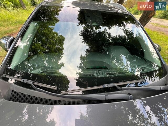 Серый Киа Niro, объемом двигателя 0 л и пробегом 165 тыс. км за 19000 $, фото 10 на Automoto.ua