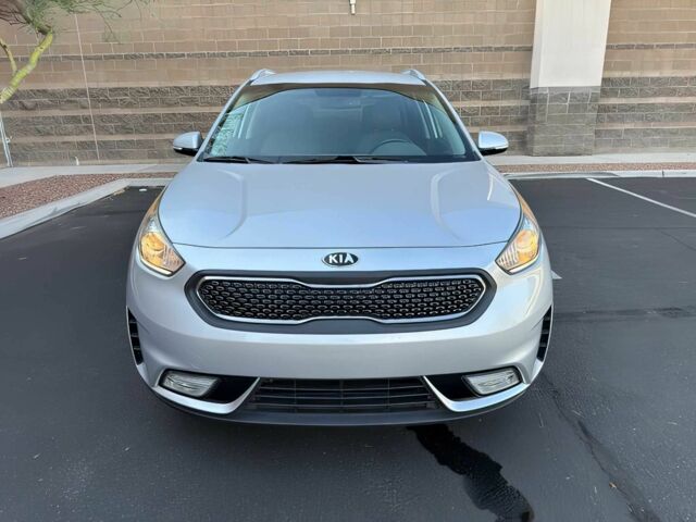 Киа Niro 2019 в Одессе на Automoto.ua Серый Киа Niro, объемом двигателя 1.6 л и пробегом 45 тыс. км за 13000 $, фото 1 на Automoto.ua