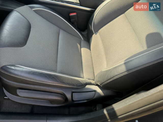 Серый Киа Niro, объемом двигателя 0 л и пробегом 158 тыс. км за 17800 $, фото 30 на Automoto.ua