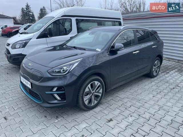 Серый Киа Niro, объемом двигателя 0 л и пробегом 84 тыс. км за 17960 $, фото 4 на Automoto.ua