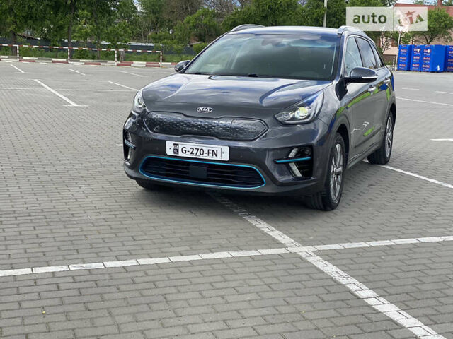 Сірий Кіа Niro, об'ємом двигуна 0 л та пробігом 170 тис. км за 18200 $, фото 44 на Automoto.ua