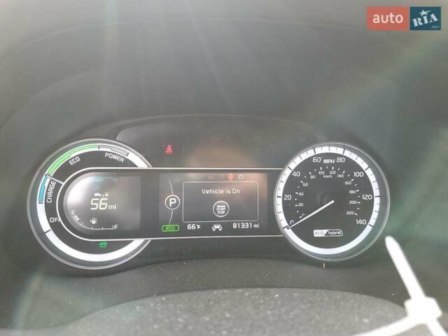 Серый Киа Niro, объемом двигателя 1.58 л и пробегом 131 тыс. км за 3400 $, фото 8 на Automoto.ua