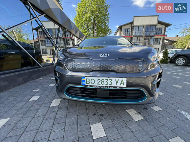 Сірий Кіа Niro, об'ємом двигуна 0 л та пробігом 92 тис. км за 18800 $, фото 12 на Automoto.ua