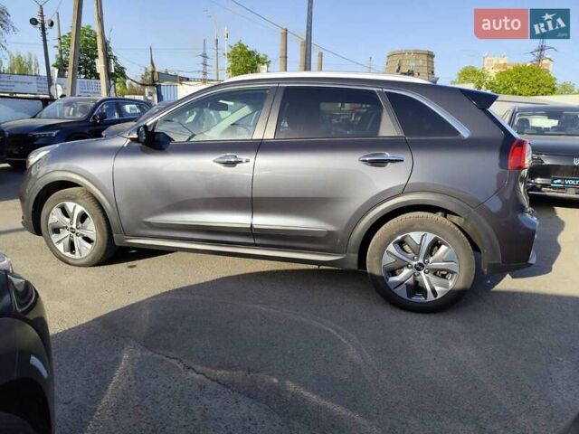 Серый Киа Niro, объемом двигателя 0 л и пробегом 129 тыс. км за 18555 $, фото 20 на Automoto.ua