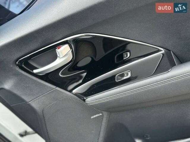 Киа Niro 2019 в Кривом Роге на Automoto.ua Серый Киа Niro, объемом двигателя 0 л и пробегом 27 тыс. км за 24000 $, фото 24 на Automoto.ua