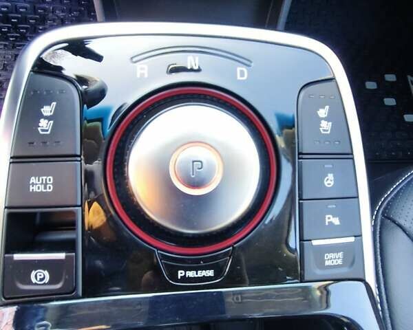 Сірий Кіа Niro, об'ємом двигуна 0 л та пробігом 154 тис. км за 18000 $, фото 28 на Automoto.ua