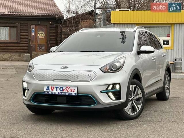 Киа Niro 2019 в Кривом Роге на Automoto.ua Серый Киа Niro, объемом двигателя 0 л и пробегом 27 тыс. км за 24000 $, фото 1 на Automoto.ua