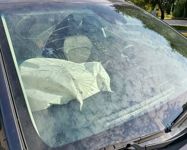 Киа Niro 2019 в Киеве на Automoto.ua Серый Киа Niro, объемом двигателя 0 л и пробегом 90 тыс. км за 12000 $, фото 4 на Automoto.ua