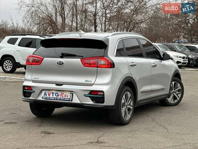 Киа Niro 2019 в Кривом Роге на Automoto.ua Серый Киа Niro, объемом двигателя 0 л и пробегом 27 тыс. км за 24000 $, фото 8 на Automoto.ua