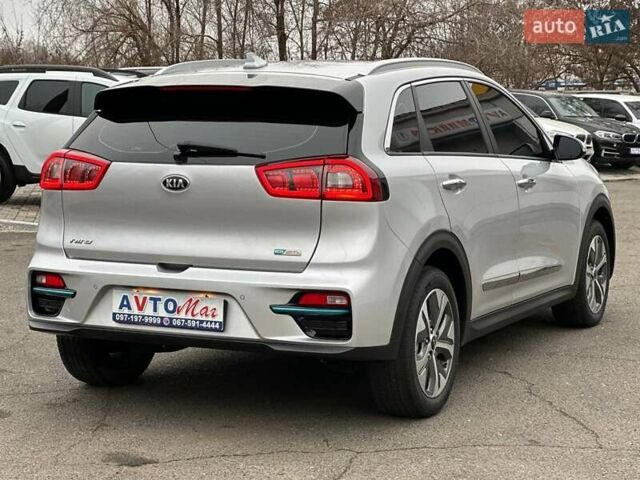 Киа Niro 2019 в Кривом Роге на Automoto.ua Серый Киа Niro, объемом двигателя 0 л и пробегом 27 тыс. км за 24000 $, фото 12 на Automoto.ua