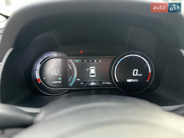 Серый Киа Niro, объемом двигателя 0 л и пробегом 157 тыс. км за 16999 $, фото 58 на Automoto.ua