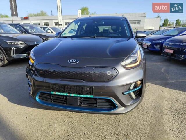 Серый Киа Niro, объемом двигателя 0 л и пробегом 129 тыс. км за 18555 $, фото 8 на Automoto.ua