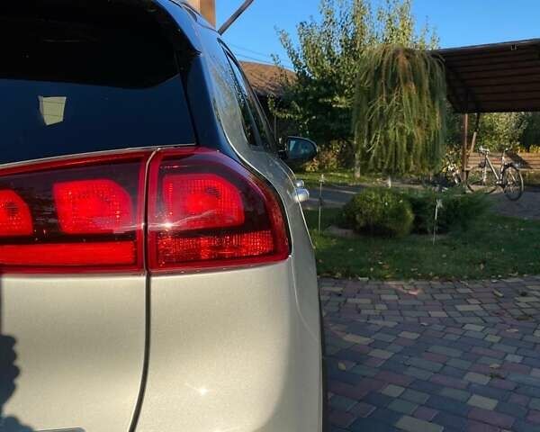 Киа Niro 2019 в Виннице на Automoto.ua Серый Киа Niro, объемом двигателя 0 л и пробегом 110 тыс. км за 17300 $, фото 8 на Automoto.ua