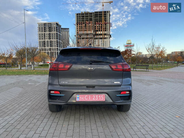 Сірий Кіа Niro, об'ємом двигуна 0 л та пробігом 295 тис. км за 15700 $, фото 5 на Automoto.ua