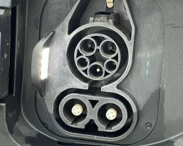 Киа Niro 2019 в Кривом Роге на Automoto.ua Серый Киа Niro, объемом двигателя 0 л и пробегом 27 тыс. км за 24000 $, фото 18 на Automoto.ua