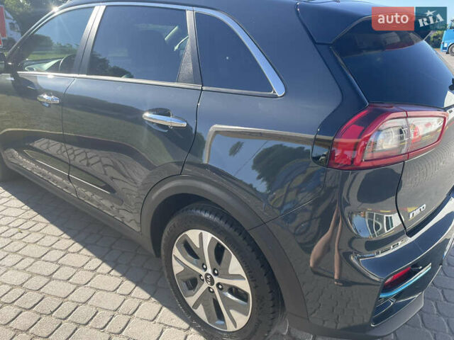 Киа Niro 2019 в Львове на Automoto.ua Серый Киа Niro, объемом двигателя 0 л и пробегом 89 тыс. км за 21300 $, фото 21 на Automoto.ua