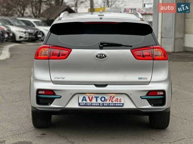 Киа Niro 2019 в Кривом Роге на Automoto.ua Серый Киа Niro, объемом двигателя 0 л и пробегом 27 тыс. км за 24000 $, фото 6 на Automoto.ua