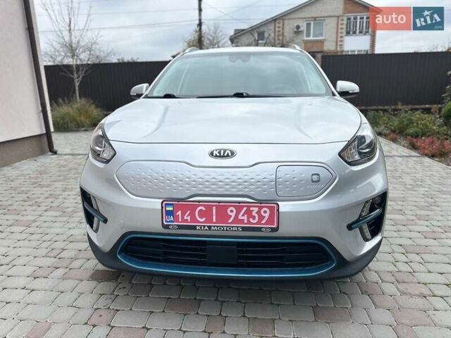 Сірий Кіа Niro, об'ємом двигуна 0 л та пробігом 110 тис. км за 16400 $, фото 8 на Automoto.ua