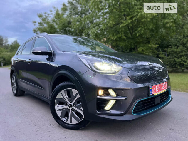 Серый Киа Niro, объемом двигателя 0 л и пробегом 132 тыс. км за 18399 $, фото 44 на Automoto.ua