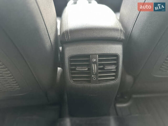 Серый Киа Niro, объемом двигателя 0 л и пробегом 157 тыс. км за 16999 $, фото 43 на Automoto.ua