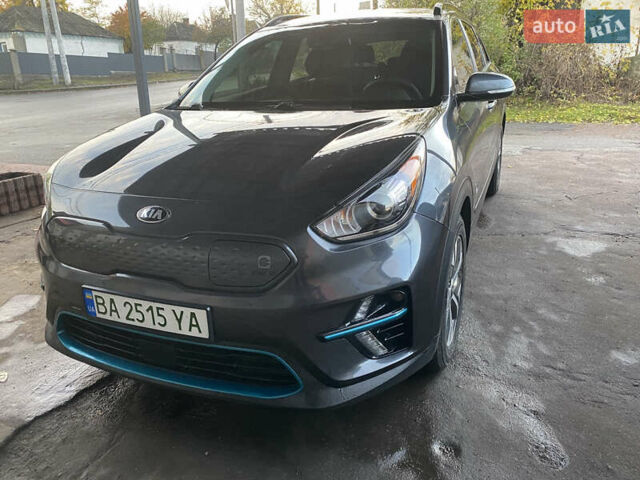 Серый Киа Niro, объемом двигателя 0 л и пробегом 105 тыс. км за 18100 $, фото 2 на Automoto.ua