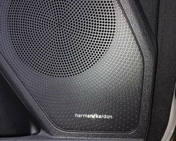 Сірий Кіа Niro, об'ємом двигуна 1.58 л та пробігом 84 тис. км за 17200 $, фото 20 на Automoto.ua