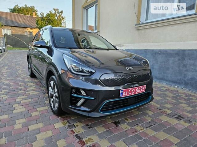 Сірий Кіа Niro, об'ємом двигуна 0 л та пробігом 128 тис. км за 18500 $, фото 9 на Automoto.ua