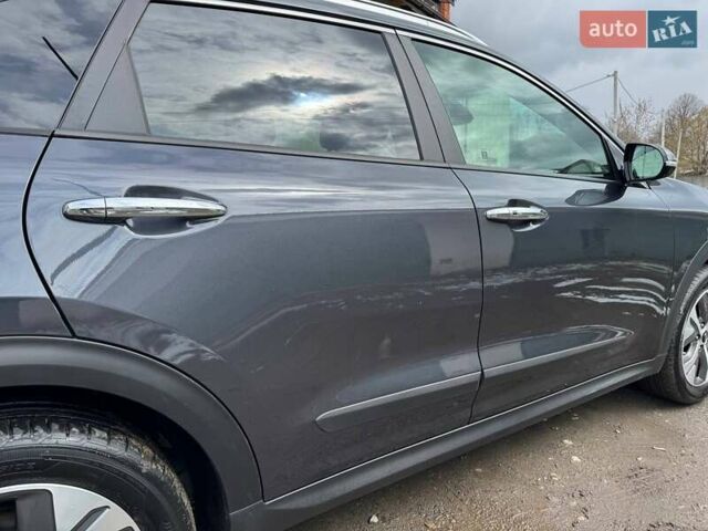 Киа Niro 2019 в Дрогобыче на Automoto.ua Серый Киа Niro, объемом двигателя 0 л и пробегом 139 тыс. км за 17777 $, фото 8 на Automoto.ua