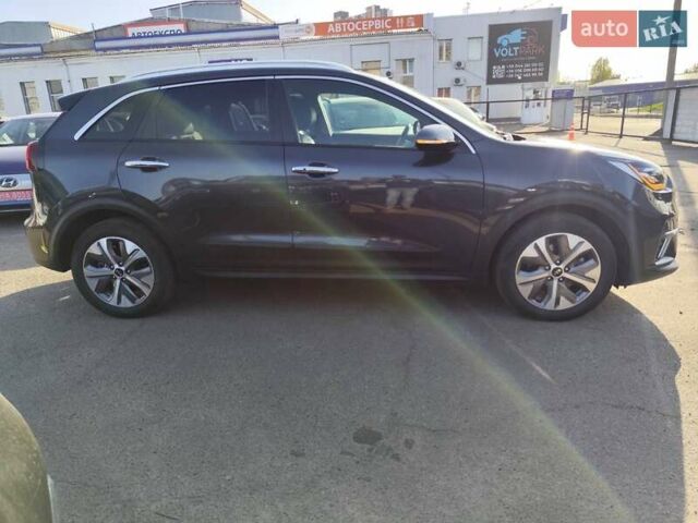 Серый Киа Niro, объемом двигателя 0 л и пробегом 129 тыс. км за 18555 $, фото 18 на Automoto.ua