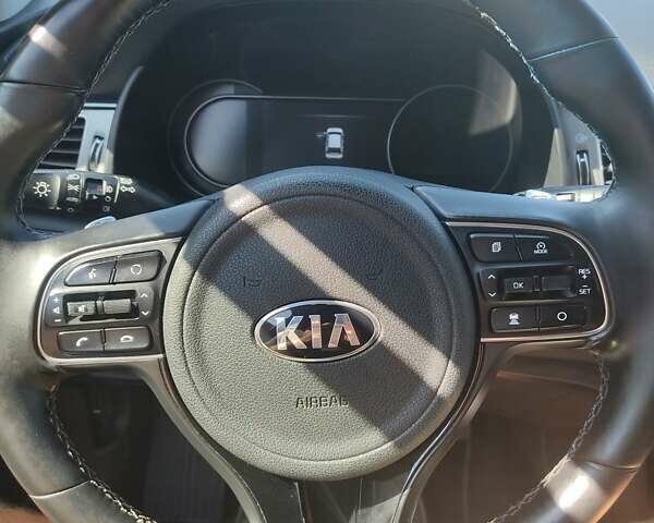 Серый Киа Niro, объемом двигателя 0 л и пробегом 74 тыс. км за 17800 $, фото 19 на Automoto.ua