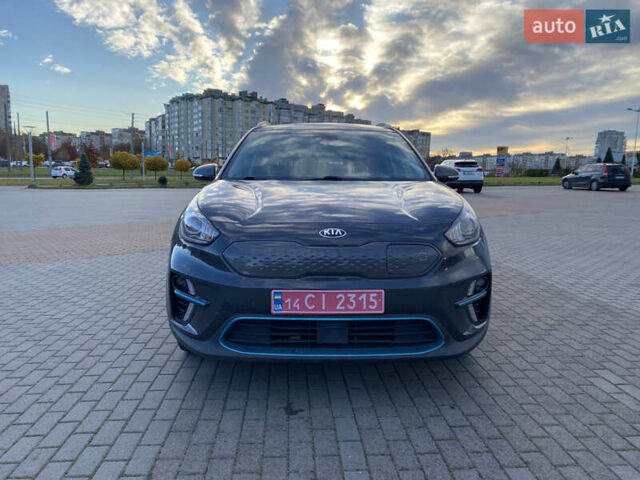 Сірий Кіа Niro, об'ємом двигуна 0 л та пробігом 295 тис. км за 15700 $, фото 1 на Automoto.ua