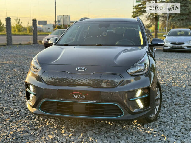 Сірий Кіа Niro, об'ємом двигуна 0 л та пробігом 159 тис. км за 17950 $, фото 2 на Automoto.ua