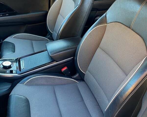 Киа Niro 2019 в Виннице на Automoto.ua Серый Киа Niro, объемом двигателя 0 л и пробегом 110 тыс. км за 17300 $, фото 6 на Automoto.ua
