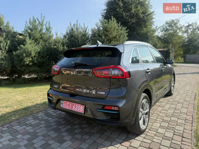 Серый Киа Niro, объемом двигателя 0 л и пробегом 158 тыс. км за 17800 $, фото 11 на Automoto.ua
