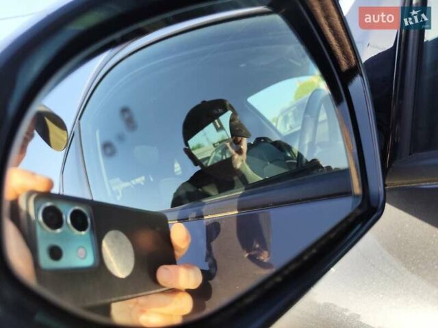 Серый Киа Niro, объемом двигателя 0 л и пробегом 129 тыс. км за 18555 $, фото 44 на Automoto.ua