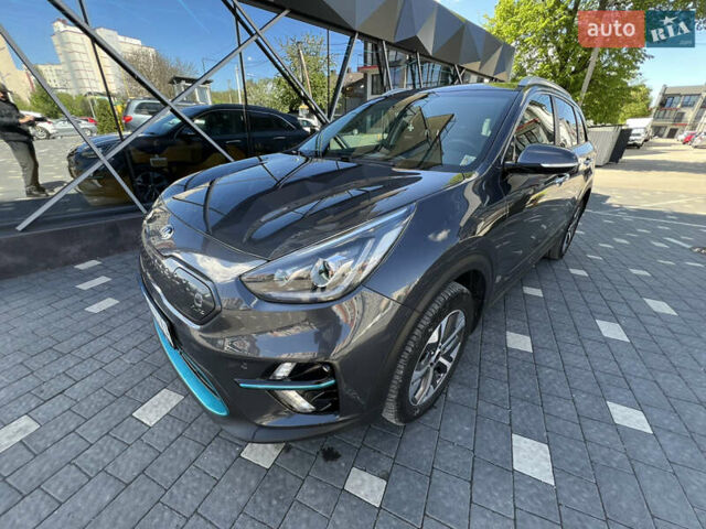 Сірий Кіа Niro, об'ємом двигуна 0 л та пробігом 92 тис. км за 18800 $, фото 3 на Automoto.ua