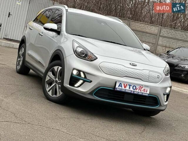 Киа Niro 2019 в Кривом Роге на Automoto.ua Серый Киа Niro, объемом двигателя 0 л и пробегом 27 тыс. км за 24000 $, фото 10 на Automoto.ua