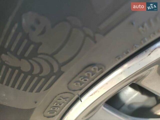 Серый Киа Niro, объемом двигателя 0 л и пробегом 150 тыс. км за 18700 $, фото 23 на Automoto.ua