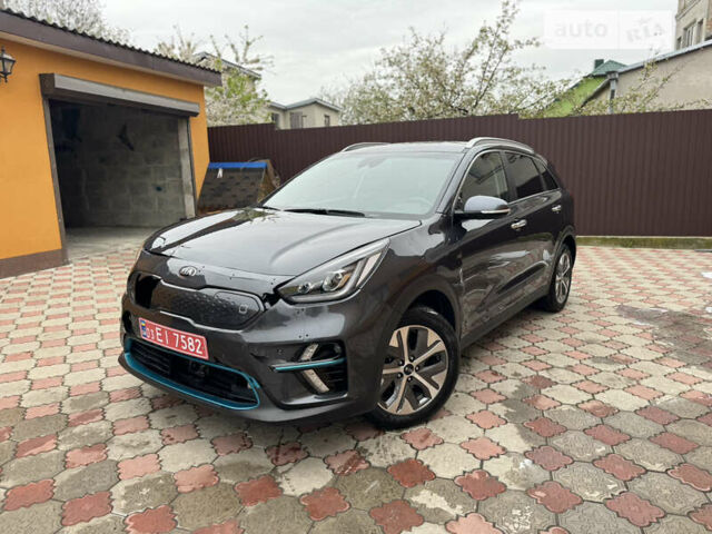 Сірий Кіа Niro, об'ємом двигуна 0 л та пробігом 53 тис. км за 15999 $, фото 67 на Automoto.ua