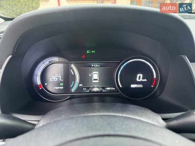 Серый Киа Niro, объемом двигателя 0 л и пробегом 148 тыс. км за 16950 $, фото 55 на Automoto.ua