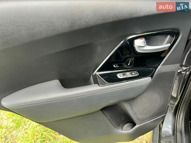 Серый Киа Niro, объемом двигателя 0 л и пробегом 165 тыс. км за 19000 $, фото 17 на Automoto.ua