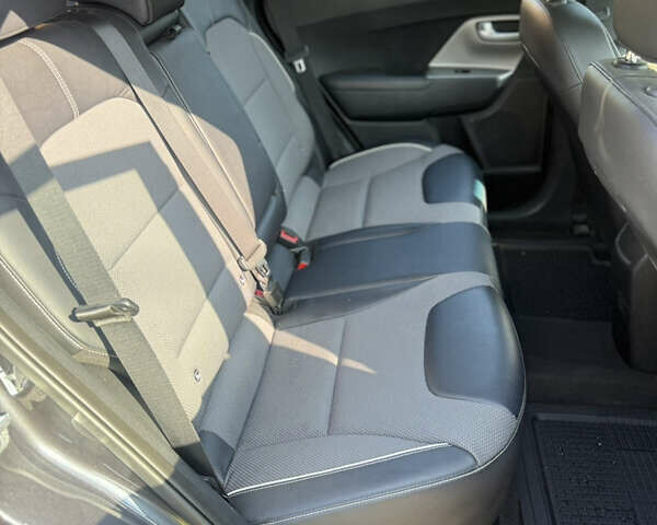 Серый Киа Niro, объемом двигателя 0 л и пробегом 158 тыс. км за 17800 $, фото 37 на Automoto.ua