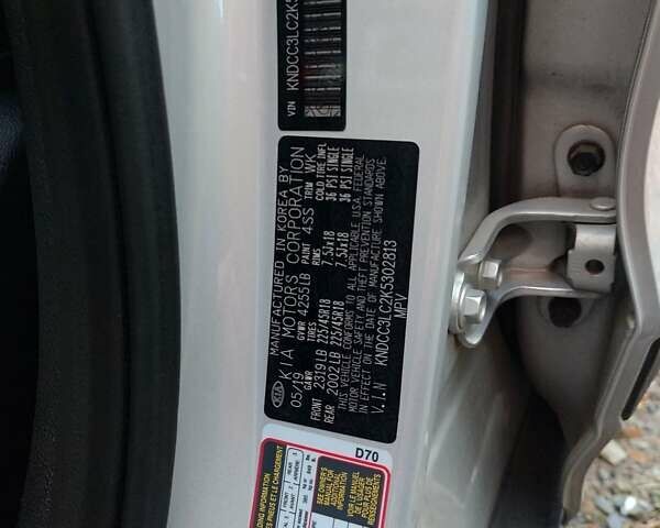 Сірий Кіа Niro, об'ємом двигуна 1.58 л та пробігом 84 тис. км за 17200 $, фото 11 на Automoto.ua