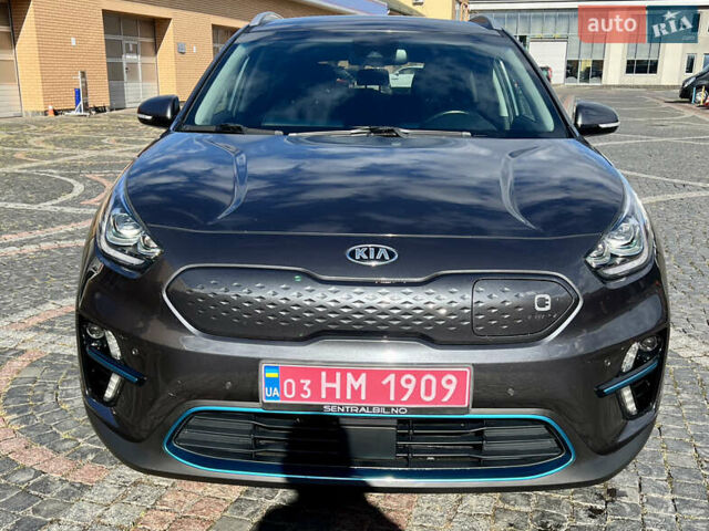Серый Киа Niro, объемом двигателя 0 л и пробегом 116 тыс. км за 17990 $, фото 13 на Automoto.ua