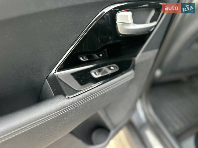 Серый Киа Niro, объемом двигателя 0 л и пробегом 157 тыс. км за 16999 $, фото 40 на Automoto.ua